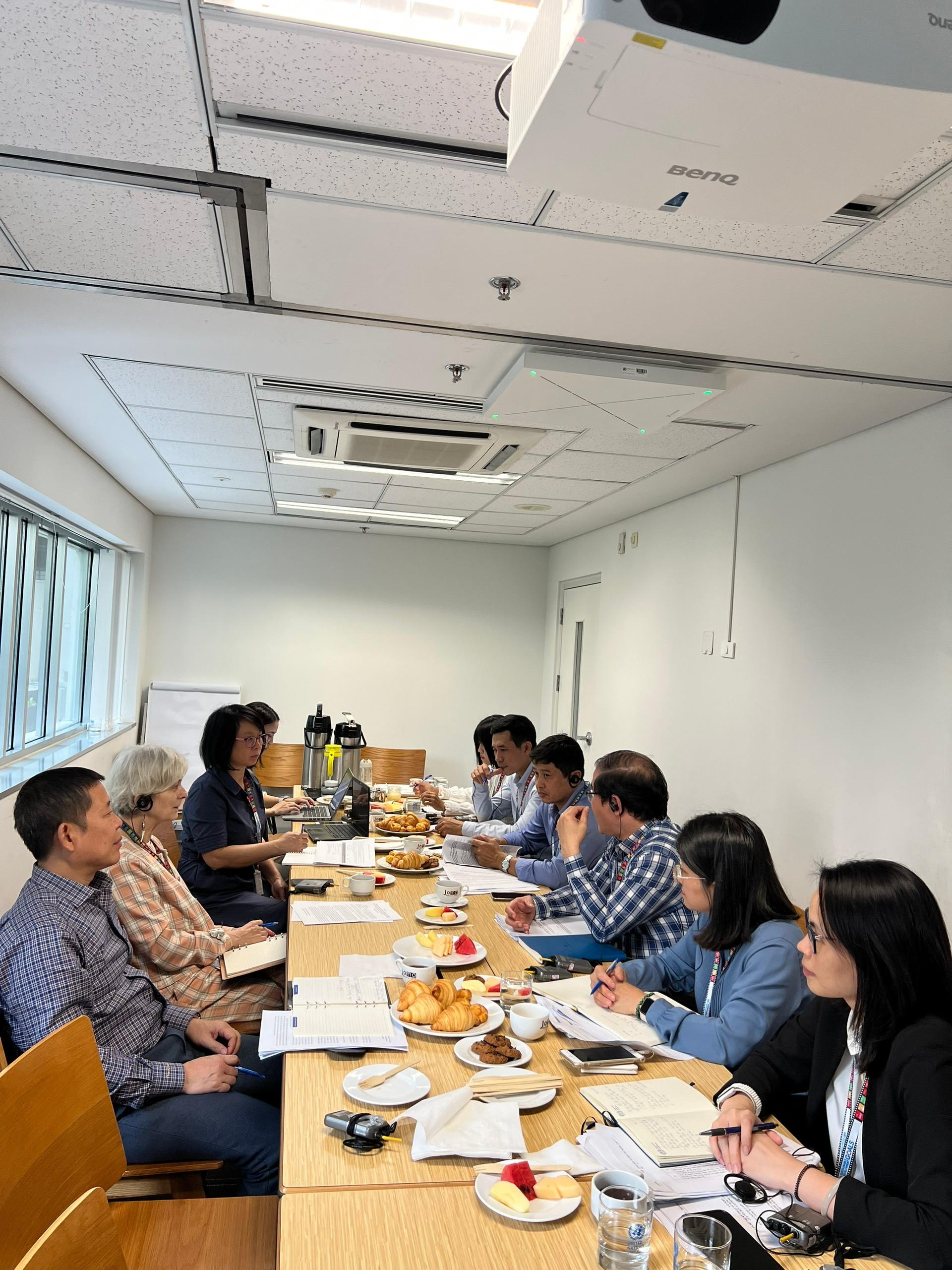 Cục Quan hệ lao động và Tiền lương làm việc với Văn phòng ILO Việt Nam về Dự án NIRS Canada